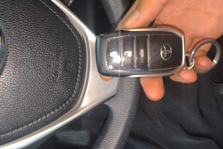 Used Toyota Corolla 2018 1.2T S-CVT GL Smart Enjoyment Version Vehicle Key