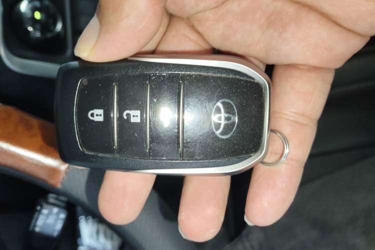 Used Toyota Corolla 2018 1.2T S-CVT GL Smart Enjoyment Version Vehicle Key
