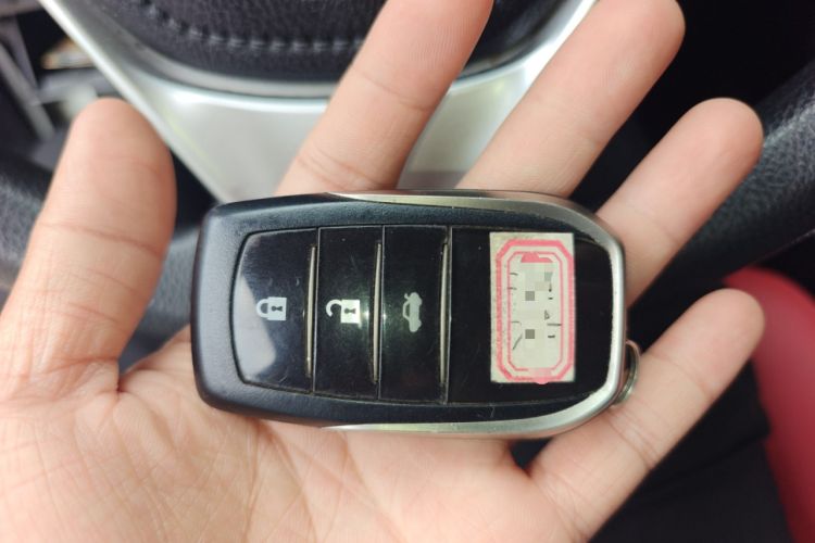 Used Toyota Corolla 2018 1.2T S-CVT GL Smart Enjoyment Version Vehicle Key