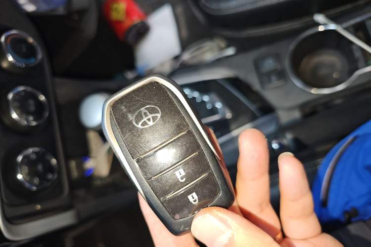Used Toyota Corolla 2018 1.2T S-CVT GL Smart Enjoyment Version Vehicle Key