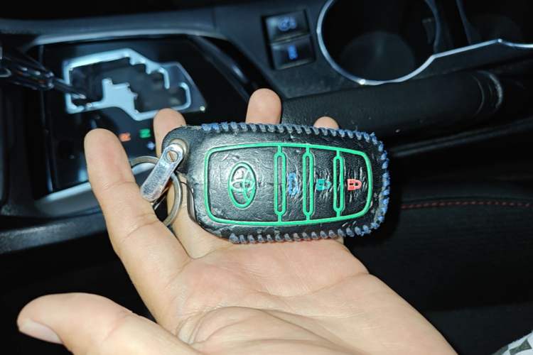 Used Toyota Corolla 2018 1.2T S-CVT GL-i Zhihui Edition Vehicle Key