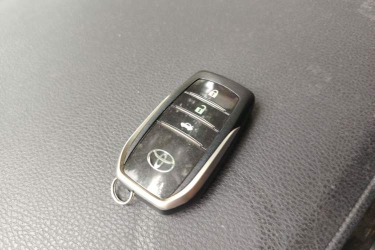 Used Toyota Corolla 2018 1.2T S-CVT GL Smart Enjoyment Version Vehicle Key