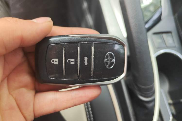 Used Toyota Corolla 2018 1.2T S-CVT GL Smart Enjoyment Version Vehicle Key