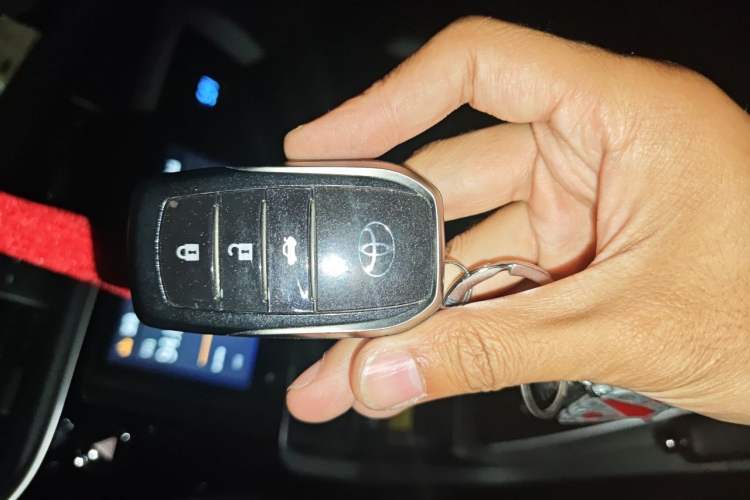Used Toyota Corolla 2018 1.2T S-CVT GL-i Zhihui Edition Vehicle Key
