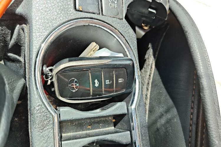 Used Toyota Corolla 2018 1.2T S-CVT GL-i Zhihui Edition Vehicle Key