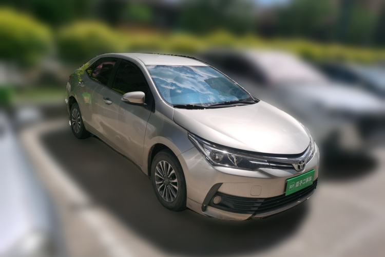 Used Toyota Corolla 2018 1.2T S-CVT GL Smart Enjoyment Version Front Right 45 Deg