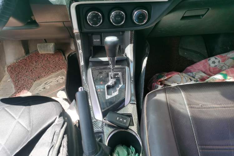 Used Toyota Corolla 2018 1.2T S-CVT GL Smart Enjoyment Version Gear Lever