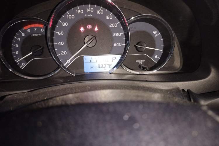 Used Toyota Corolla 2018 1.2T S-CVT GL Smart Enjoyment Version Odometer Close Up