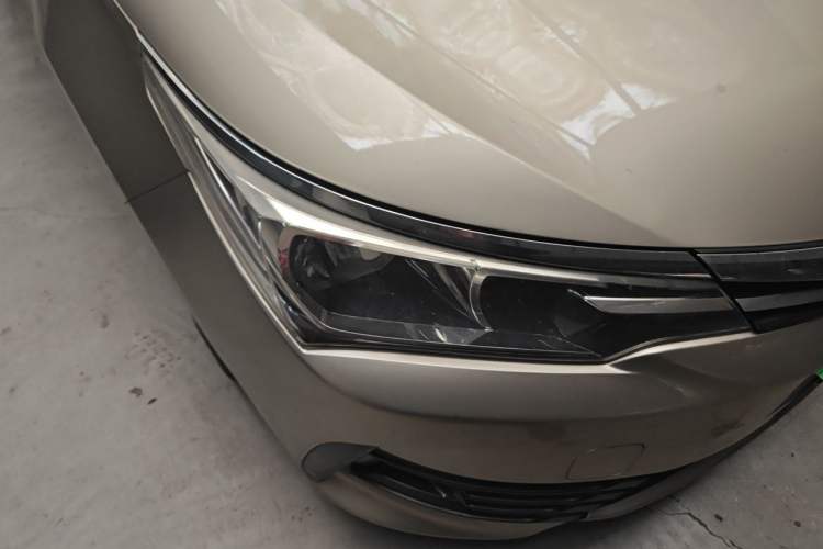 Used Toyota Corolla 2018 1.2T S-CVT GL Smart Enjoyment Version Right Front Headlight