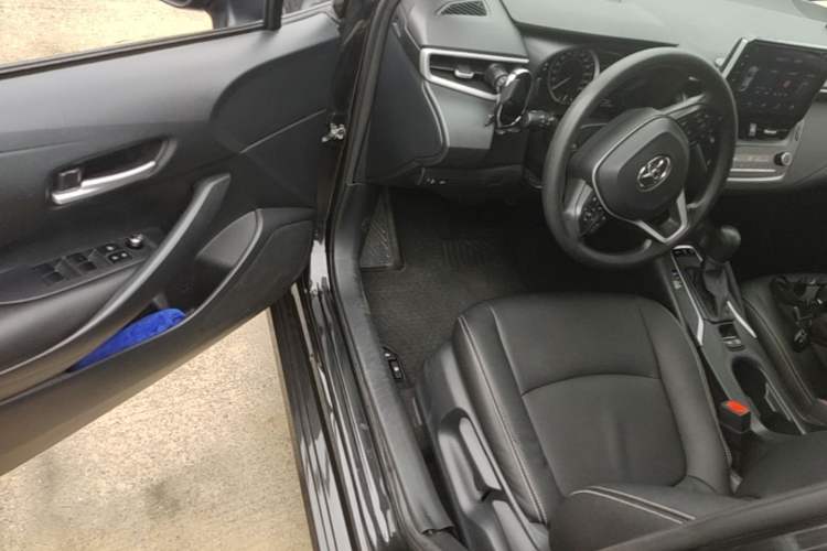Used Toyota Corolla 2019 1.2T S-CVT GL-i Elite Edition Driver Seat