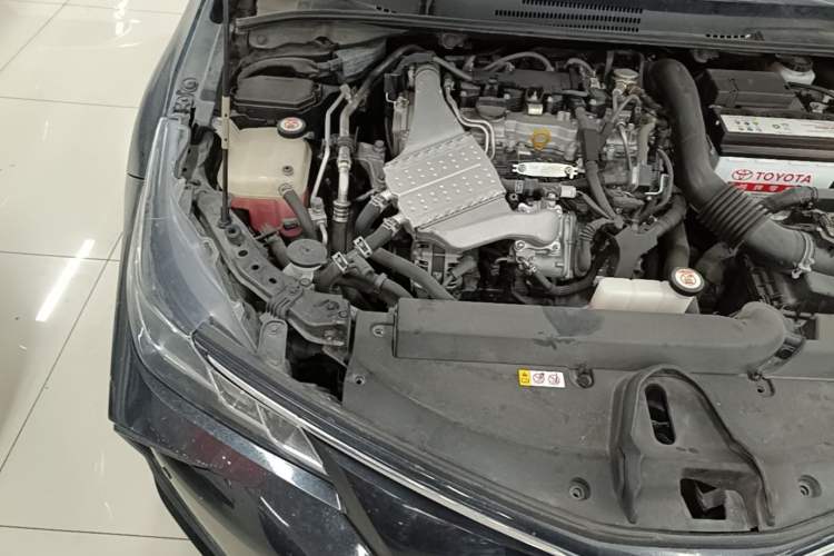 Used Toyota Corolla 2019 1.2T S-CVT GL-i Elite Edition Engine Bay Right