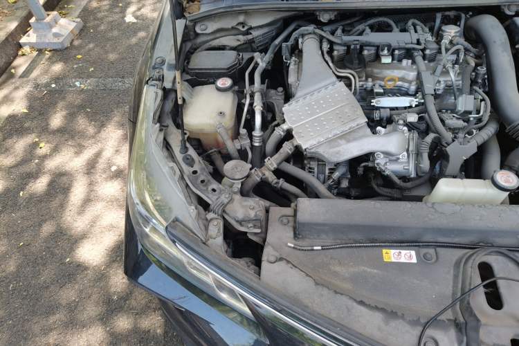 Used Toyota Corolla 2019 1.2T S-CVT GL-i Elite Edition Engine Bay Right