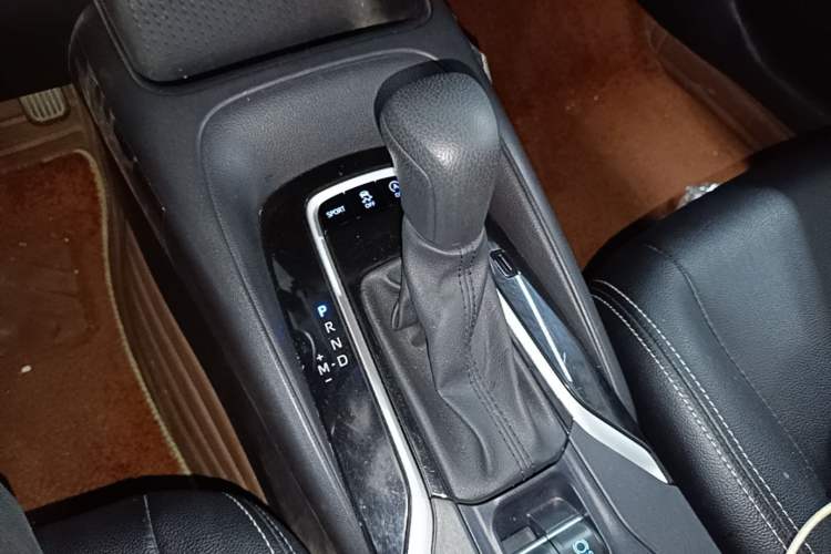 Used Toyota Corolla 2019 1.2T S-CVT GL-i Elite Edition Gear Lever