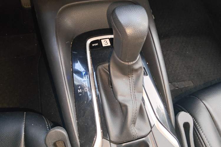 Used Toyota Corolla 2019 1.2T S-CVT GL-i Elite Edition Gear Lever