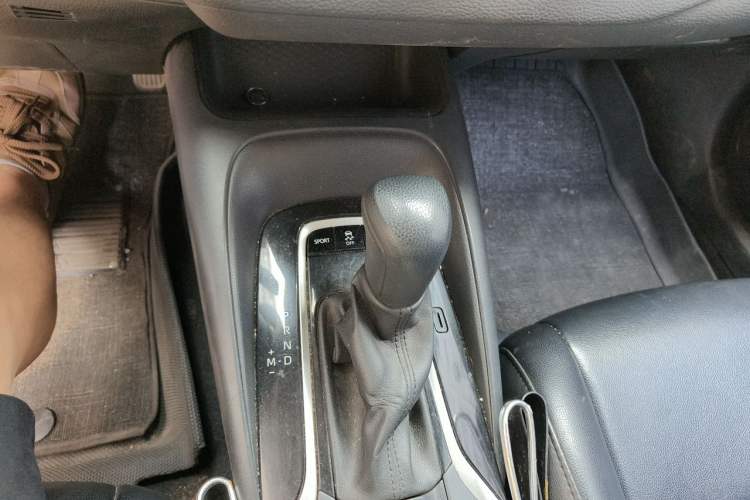 Used Toyota Corolla 2019 1.2T S-CVT GL Pioneer Edition Gear Lever