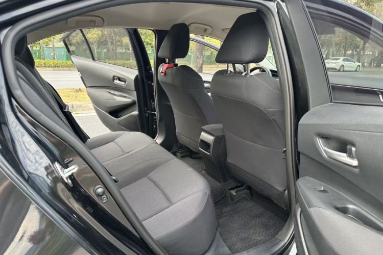 Used Toyota Corolla 2019 1.2T S-CVT GL Pioneer Edition Interior 2