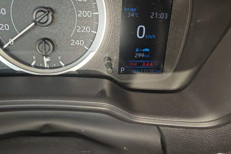 Used Toyota Corolla 2019 1.2T S-CVT GL-i Elite Edition Odometer Close Up