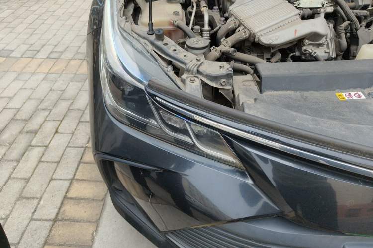 Used Toyota Corolla 2019 1.2T S-CVT GL Pioneer Edition Right Front Headlight