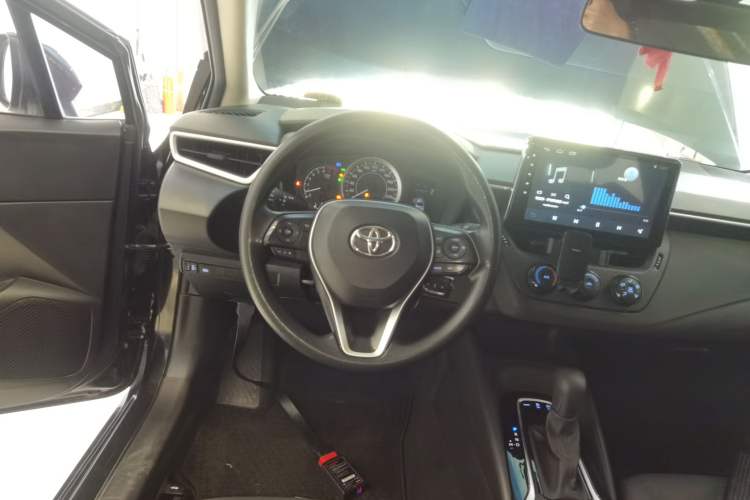 Used Toyota Corolla 2019 1.2T S-CVT GL Pioneer Edition Steering Wheel