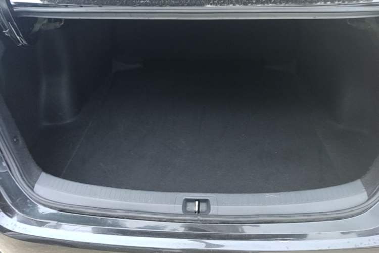 Used Toyota Corolla 2019 1.2T S-CVT GL-i Elite Edition Trunk