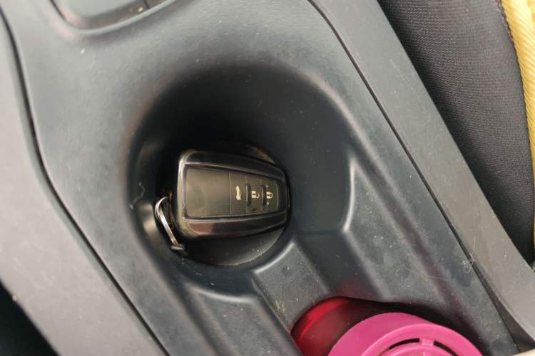 Used Toyota Corolla 2019 1.2T S-CVT GL-i Elite Edition Vehicle Key