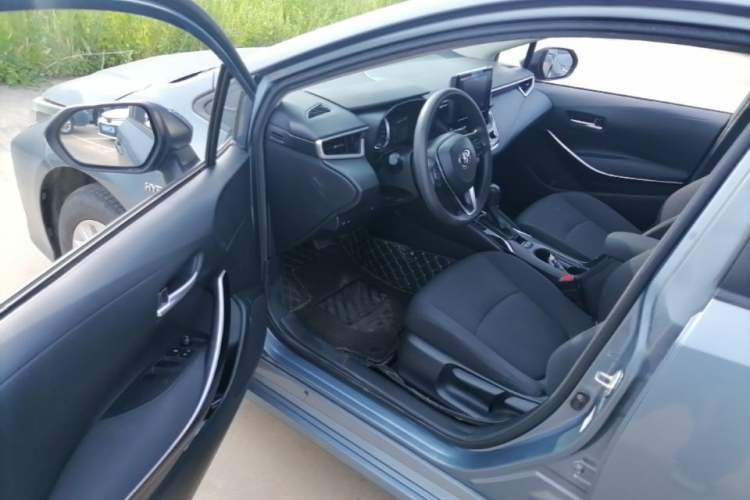 Used Toyota Corolla 2019 Dual-Engine 1.8L E-CVT GL-i Pioneer Edition Driver Seat
