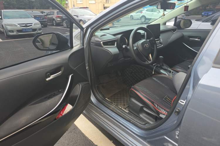 Used Toyota Corolla 2019 Dual-Engine 1.8L E-CVT GL-i Pioneer Edition Driver Seat