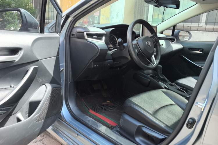 Used Toyota Corolla 2019 Dual-Engine 1.8L E-CVT GL-i Elite Edition Driver Seat