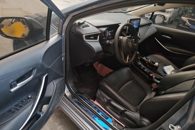 Used Toyota Corolla 2019 Dual-Engine 1.8L E-CVT GL-i Elite Edition Driver Seat