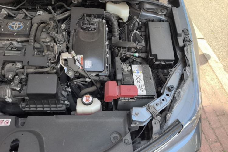 Used Toyota Corolla 2019 Dual-Engine 1.8L E-CVT GL-i Elite Edition Engine Bay Left