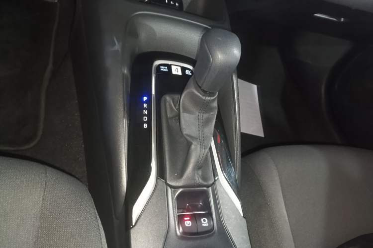Used Toyota Corolla 2019 Dual-Engine 1.8L E-CVT GL-i Elite Edition Gear Lever
