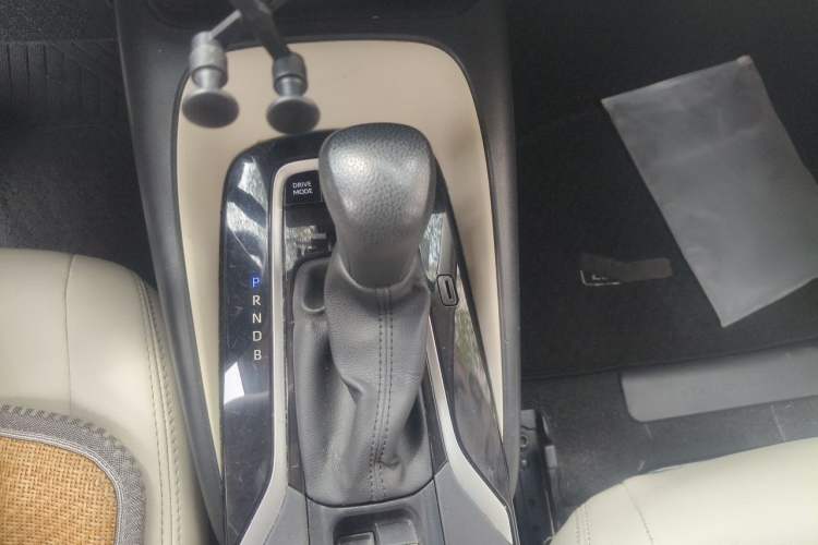Used Toyota Corolla 2019 Dual-Engine 1.8L E-CVT GL-i Elite Edition Gear Lever