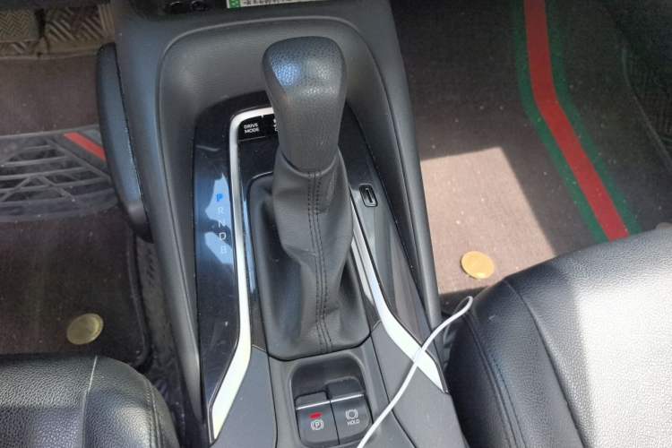 Used Toyota Corolla 2019 Dual-Engine 1.8L E-CVT GL-i Elite Edition Gear Lever