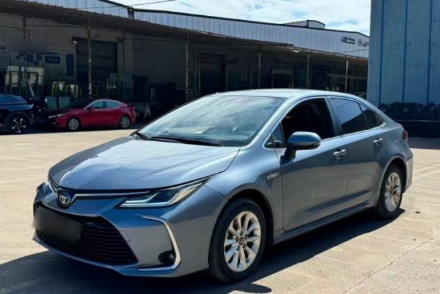 Ojetý Toyota Corolla 2019 Dual-Engine 1.8L E-CVT Flagship Edition