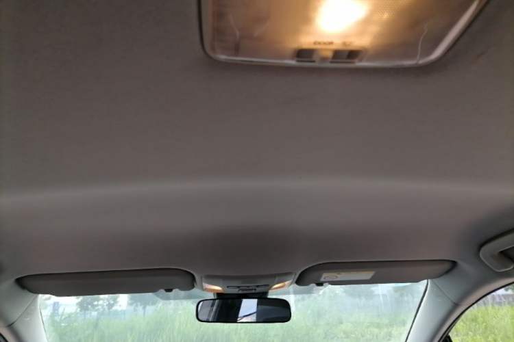 Used Toyota Corolla 2019 Dual-Engine 1.8L E-CVT GL-i Pioneer Edition Headliner