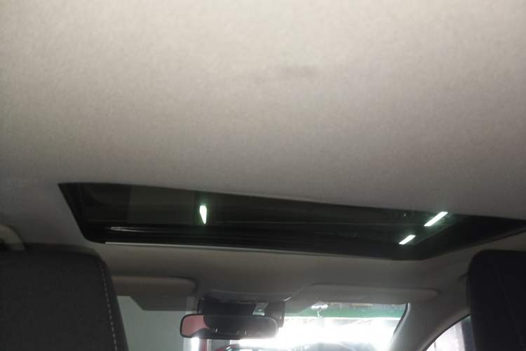 Used Toyota Corolla 2019 Dual-Engine 1.8L E-CVT GL-i Elite Edition Headliner
