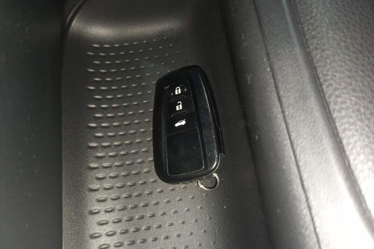 Used Toyota Corolla 2019 Dual-Engine 1.8L E-CVT GL-i Elite Edition Interior 1