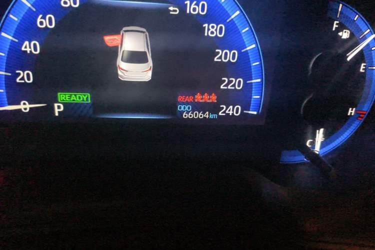 Used Toyota Corolla 2019 Dual-Engine 1.8L E-CVT Flagship Edition Odometer Close Up