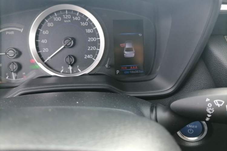 Used Toyota Corolla 2019 Dual-Engine 1.8L E-CVT GL-i Pioneer Edition Odometer Close Up