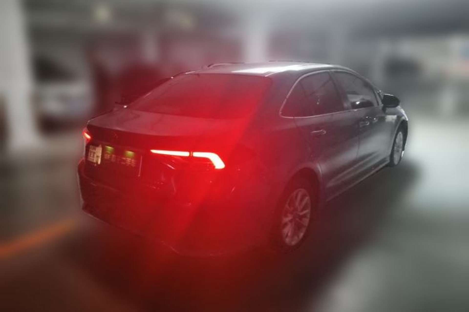 Used Toyota Corolla 2019 Dual-Engine 1.8L E-CVT Flagship Edition Rear Right 45 Deg