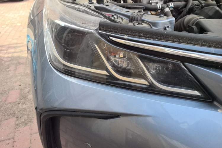 Used Toyota Corolla 2019 Dual-Engine 1.8L E-CVT GL-i Elite Edition Right Front Headlight