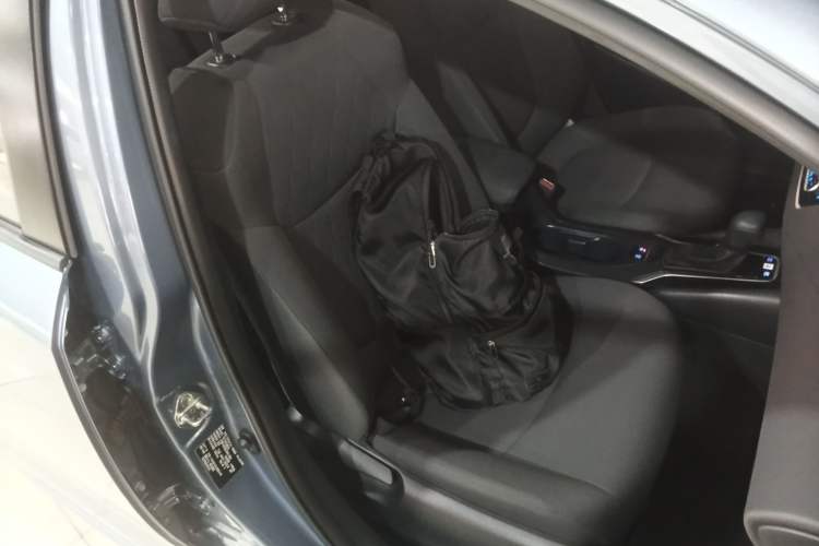 Used Toyota Corolla 2019 Dual-Engine 1.8L E-CVT GL-i Elite Edition Right Front Seat