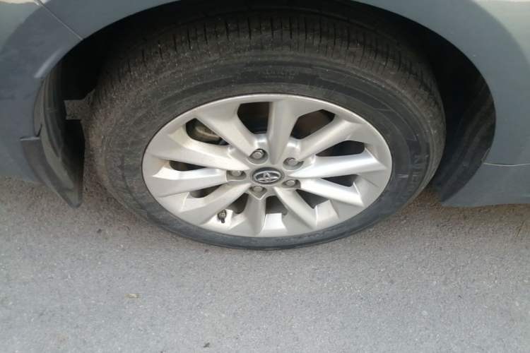 Used Toyota Corolla 2019 Dual-Engine 1.8L E-CVT GL-i Elite Edition Right Rear Wheel Hub