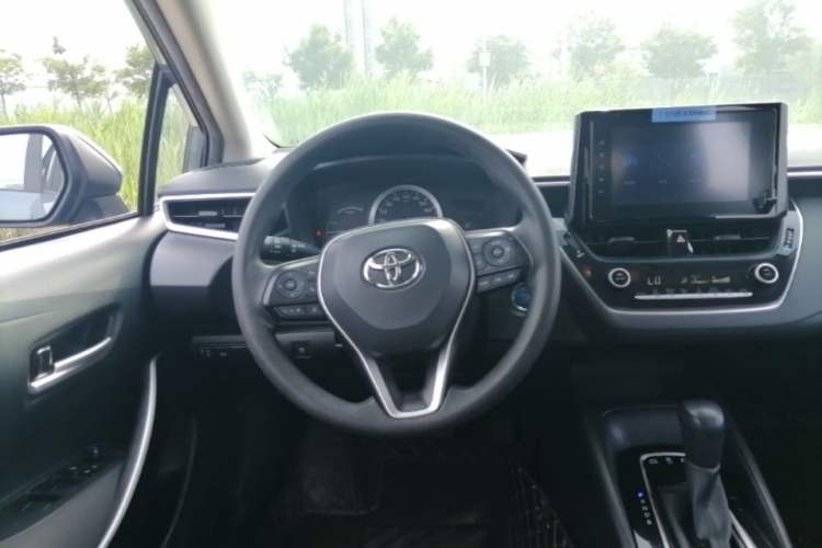 Used Toyota Corolla 2019 Dual-Engine 1.8L E-CVT GL-i Pioneer Edition Steering Wheel