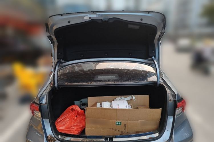 Used Toyota Corolla 2019 Dual-Engine 1.8L E-CVT GL-i Elite Edition Trunk