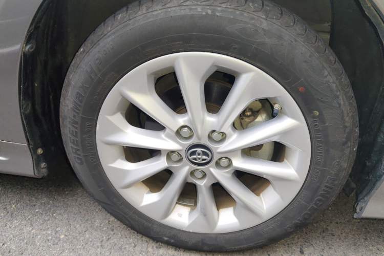 Used Toyota Corolla 2019 Dual-Engine 1.8L E-CVT GL-i Elite Edition Right Front Wheel Hub