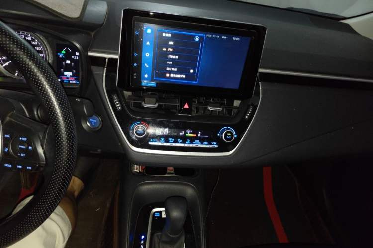 Used Toyota Corolla 2019 Dual-Engine 1.8L E-CVT GL-i Elite Edition Audio And AC Panel