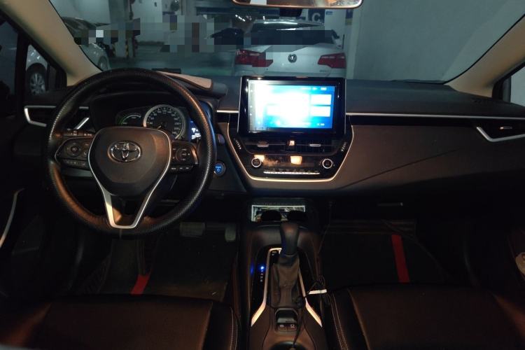 Used Toyota Corolla 2019 Dual-Engine 1.8L E-CVT GL-i Elite Edition Center Console