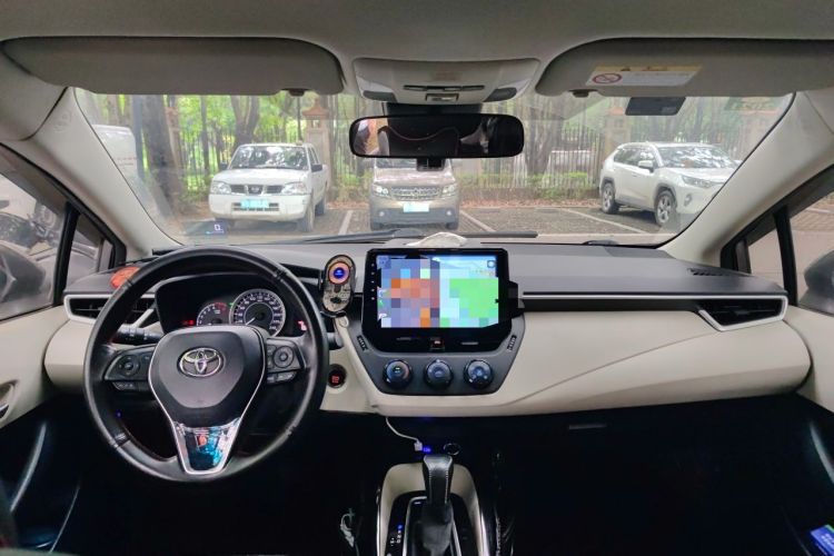 Used Toyota Corolla 2019 1.2T S-CVT GL Pioneer Edition Center Console