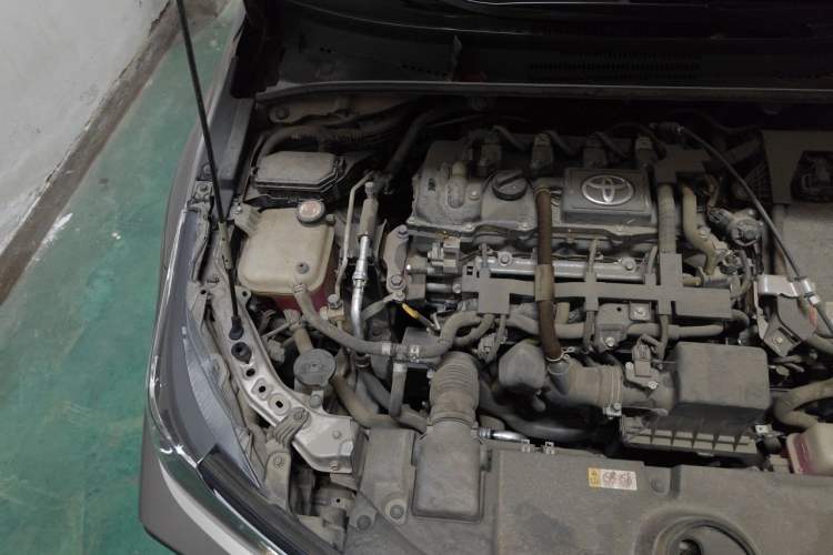 Used Toyota Corolla 2019 Dual-Engine 1.8L E-CVT GL-i Elite Edition Engine Bay Right